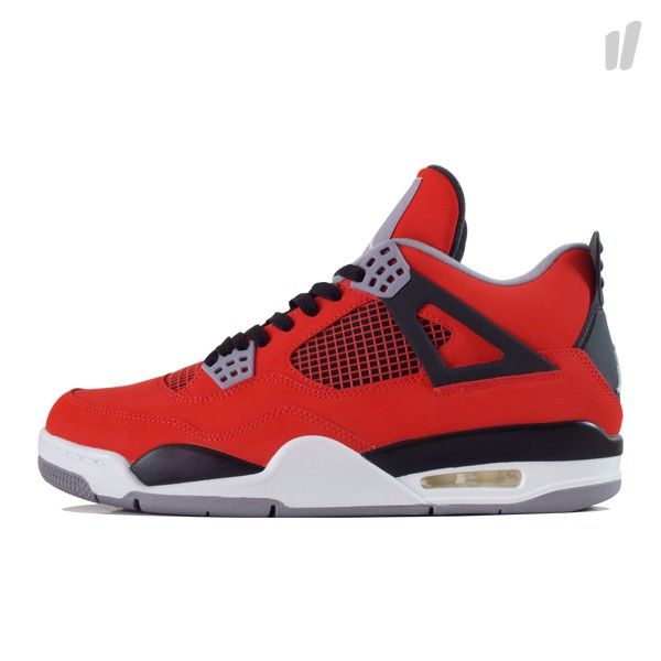 Air Jordan 4 Toro Bravo