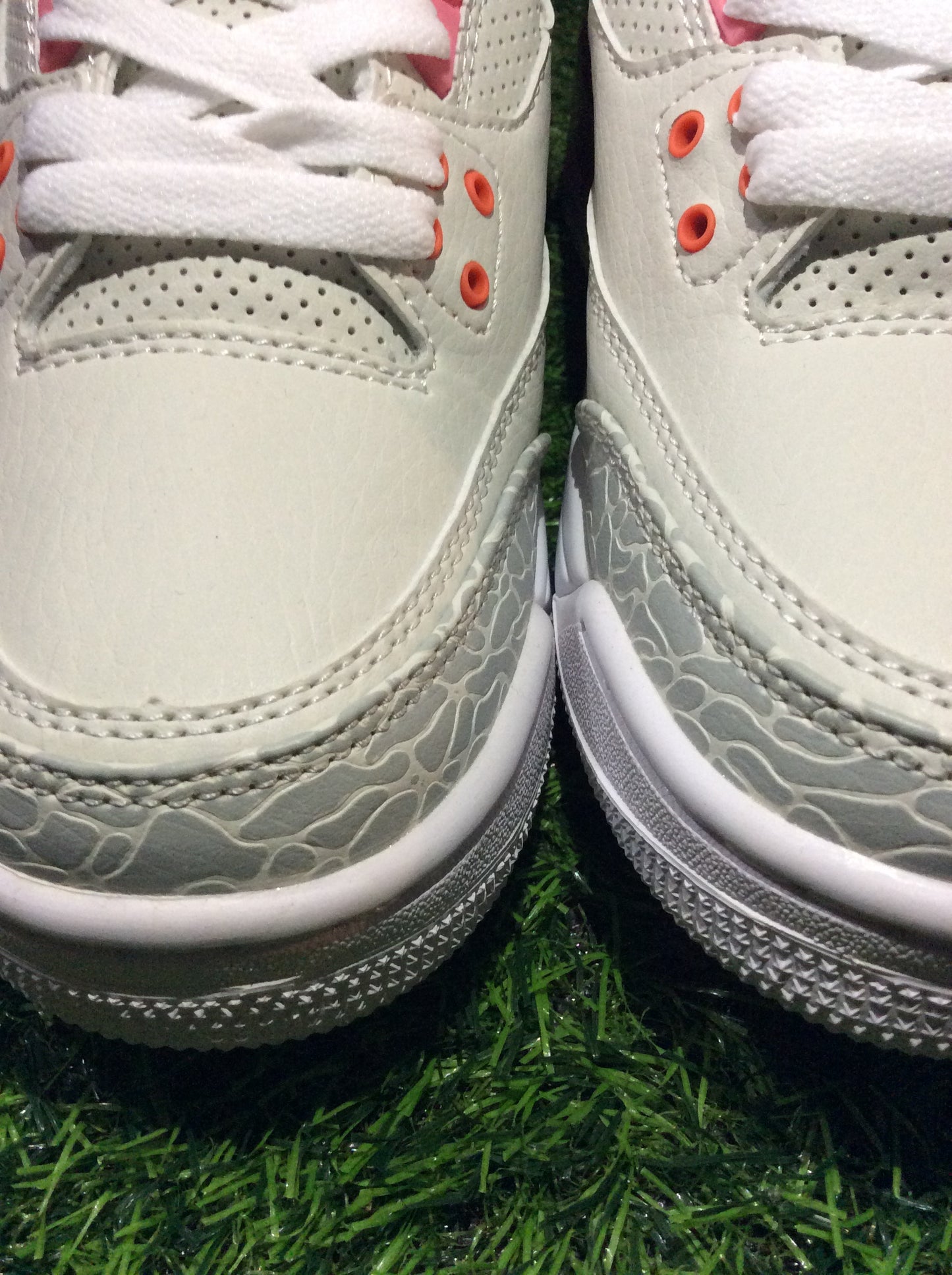 Air Jordan 3 Rust Pink White and pink